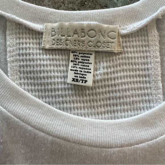 Billabong Designer’s Closet Moon & Skulls Halter Tank XS - Picture 6 of 12